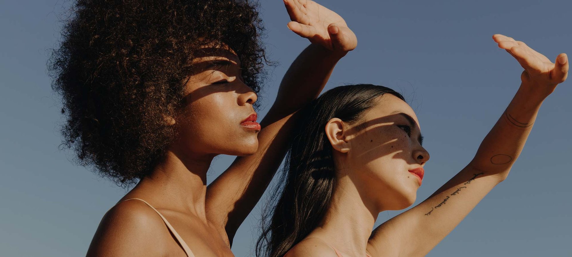 Combina el uso de los productos de Revitalift Laser de L’Oréal Paris con una correcta protección solar para evitar el fotoenvejecimiento de la piel.